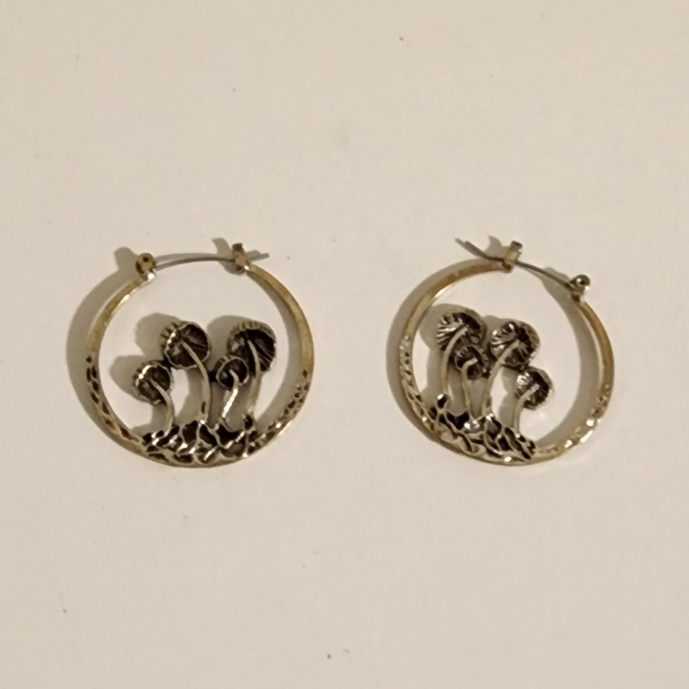 Cute silver toned Mushroom Hoop Earrings, fairy, cottage core, ren faire